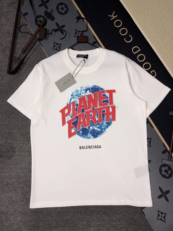 ブランドTシャツ正面デザイン